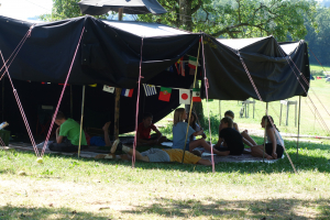 Sommerlager 2024 im Pfadfinderdorf Zellhof<br/>Chillen in der Märchenjurte