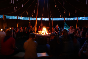 Sommerlager 2017 <br/>Abendrunde mit verzaubertem Nachthimmel