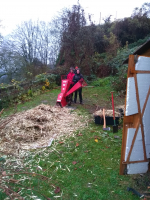 Gartenarbeit im Pfarrgarten<br/>